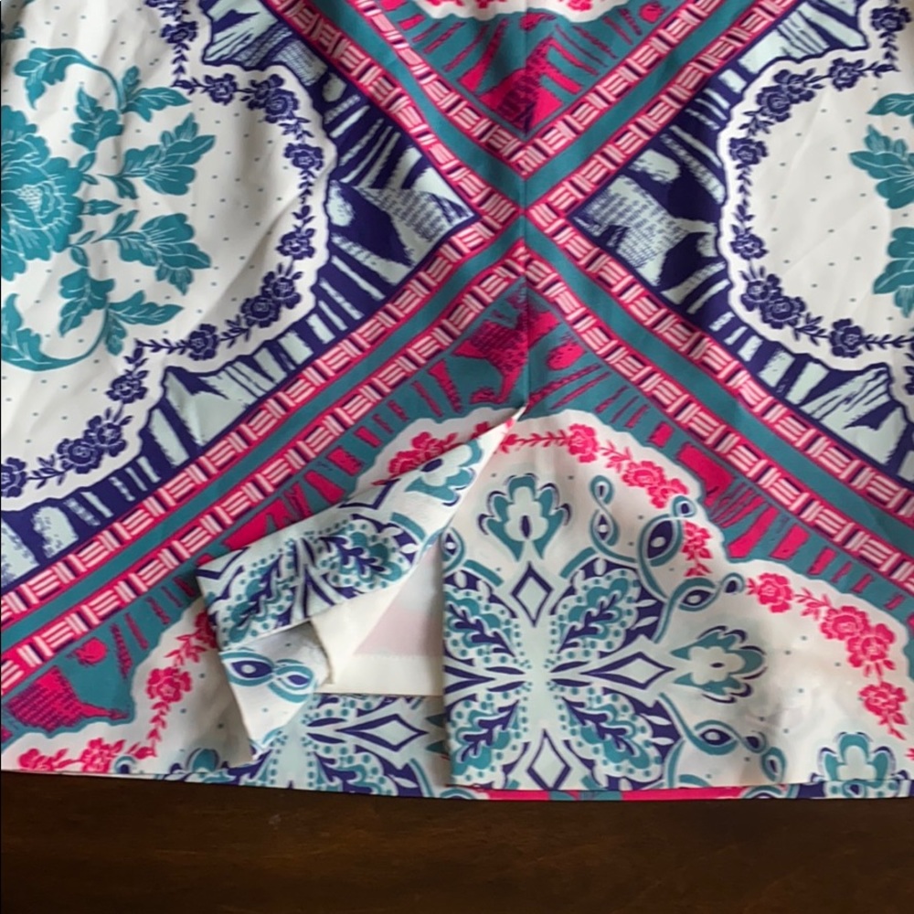 Antonio Melani Nuria printed pencil skirt. Size 10 - Picture 8 of 10